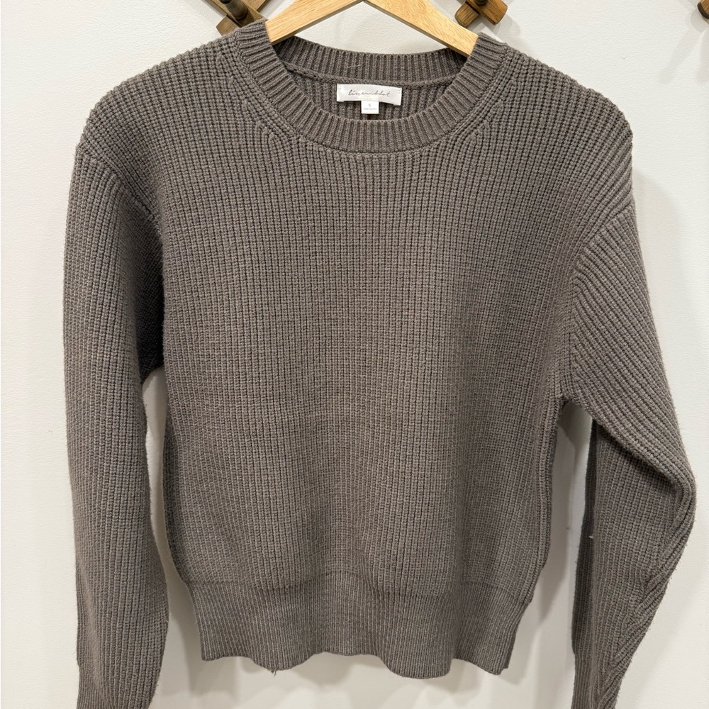 Line & Dot Women's Sage Green Crew Neck Sweater